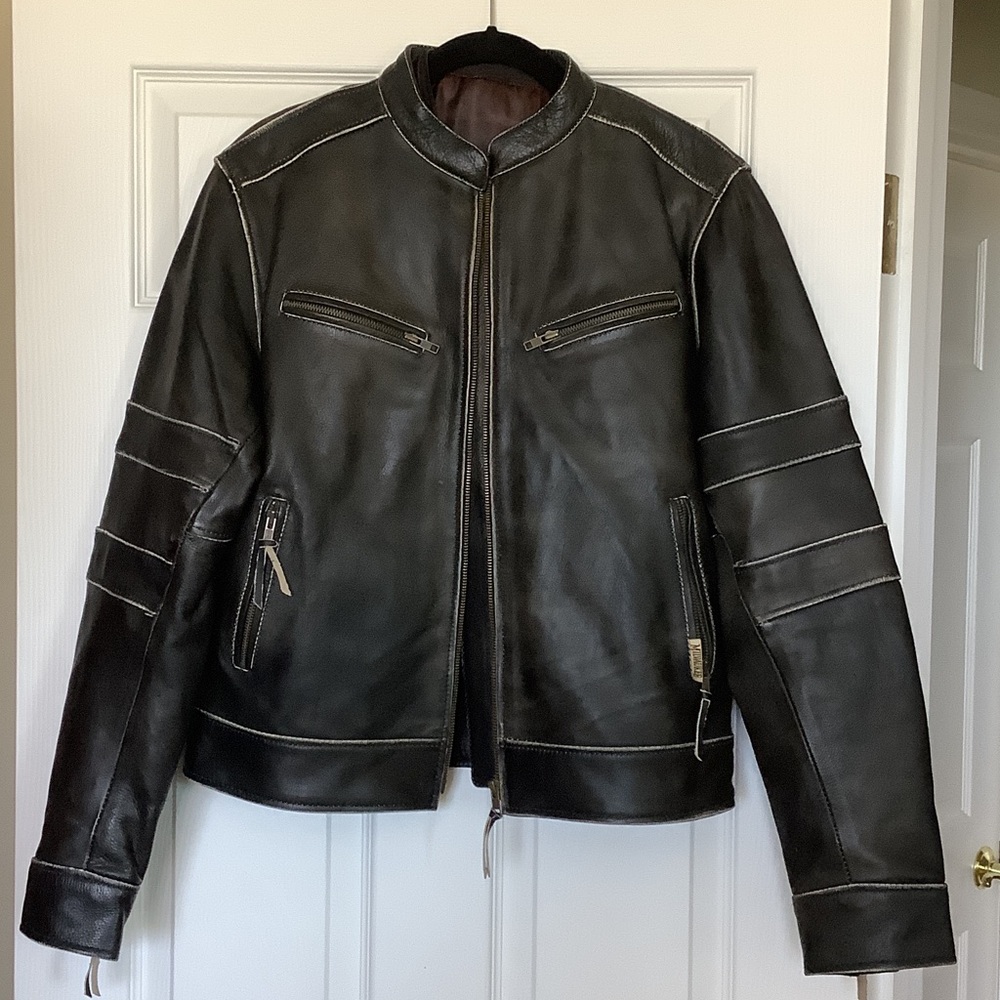Women’s leather jacket